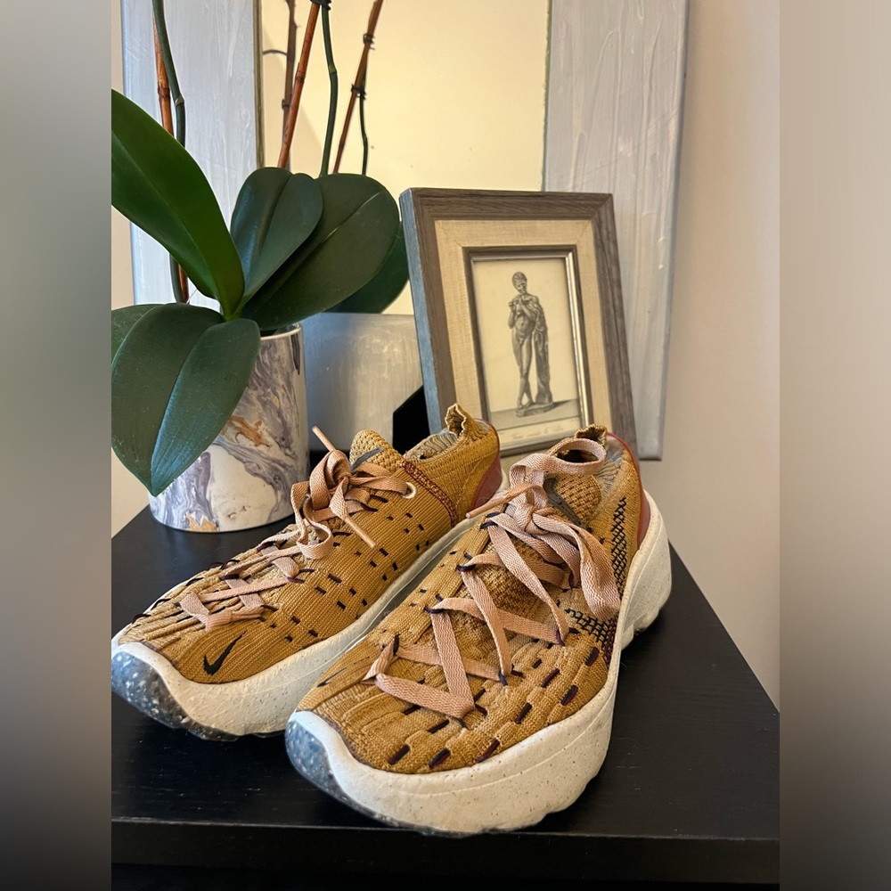 Nike Space Hippie Running Shoe